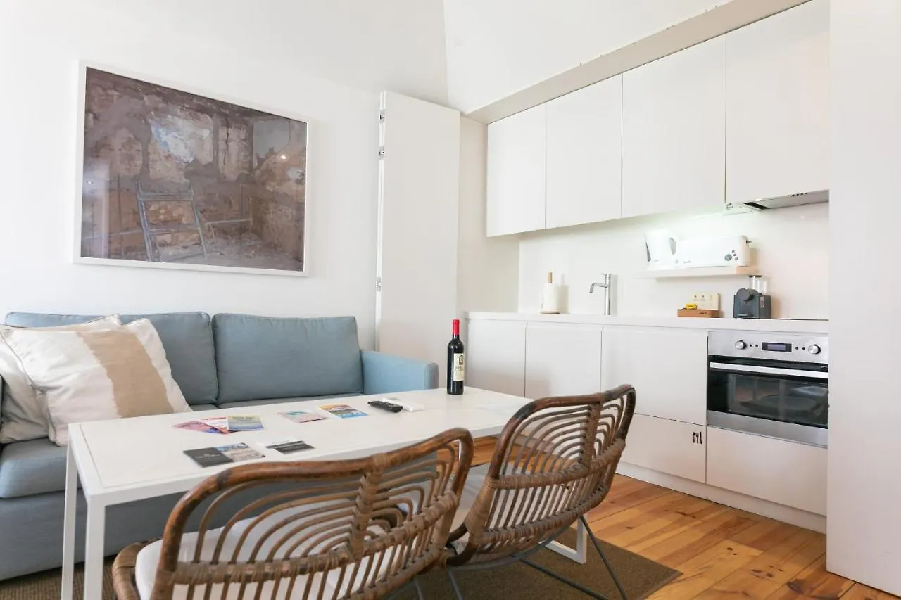 Lisbon Five Stars Apartments Combro 77 0*,